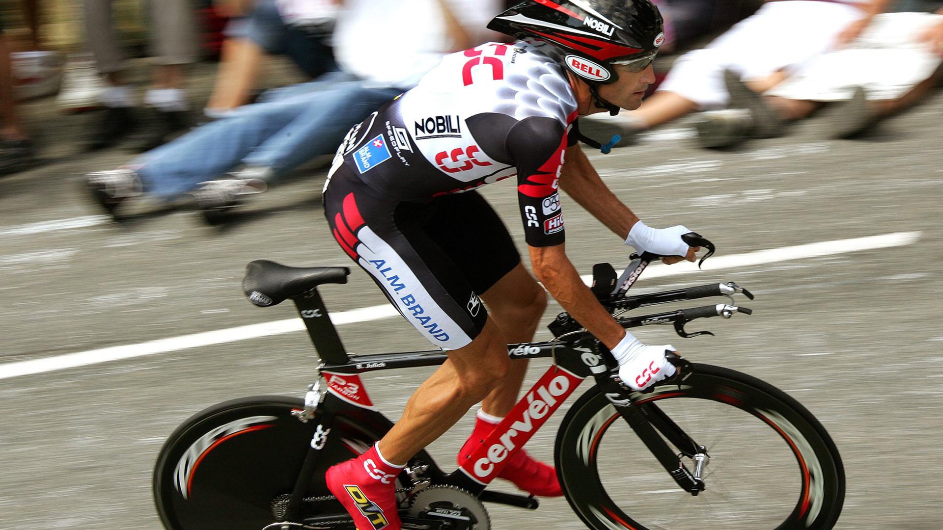 九游官网入口注册-英超高强度赛程下球员运动损伤预防策略探索，英超最严重的受伤